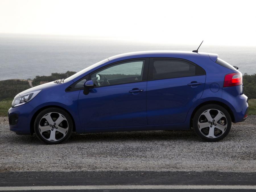  Kia Rio 5-Door 2011 года  (фото 10 из 30)